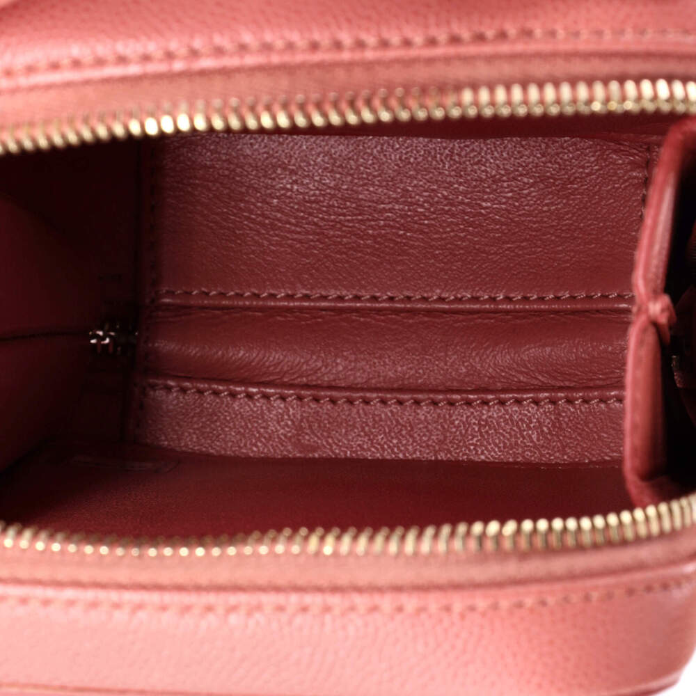 Chanel Filigree Vertical Vanity Case Quilted Caviar - Picture 5 of 6